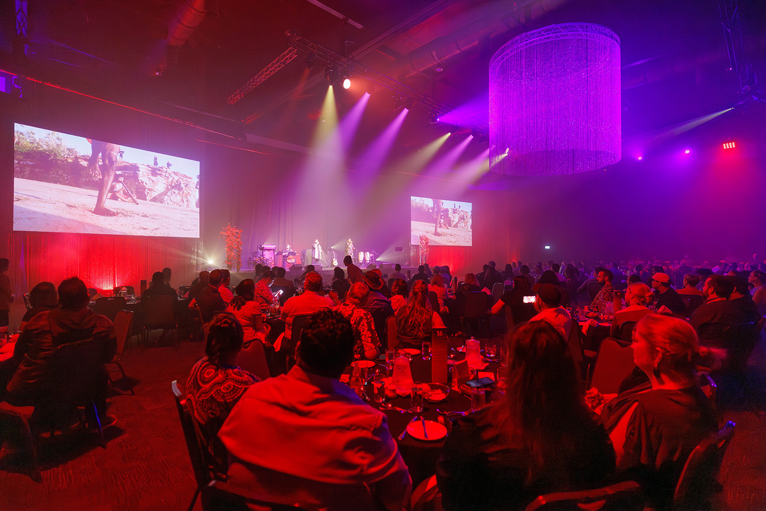 Gala Dinner at the First Nations Land and Water Management Forum
